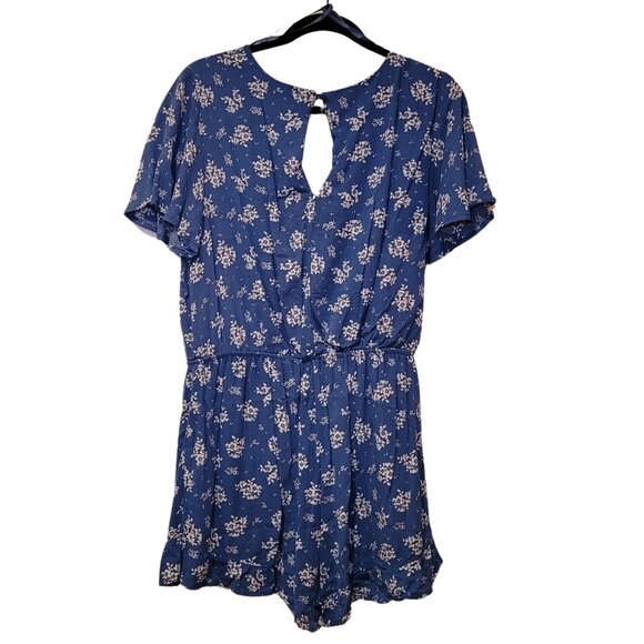 Lined Blue Floral Wrap Front Short Sleeve Romper Shorts Size Large - Picture 2 of 6